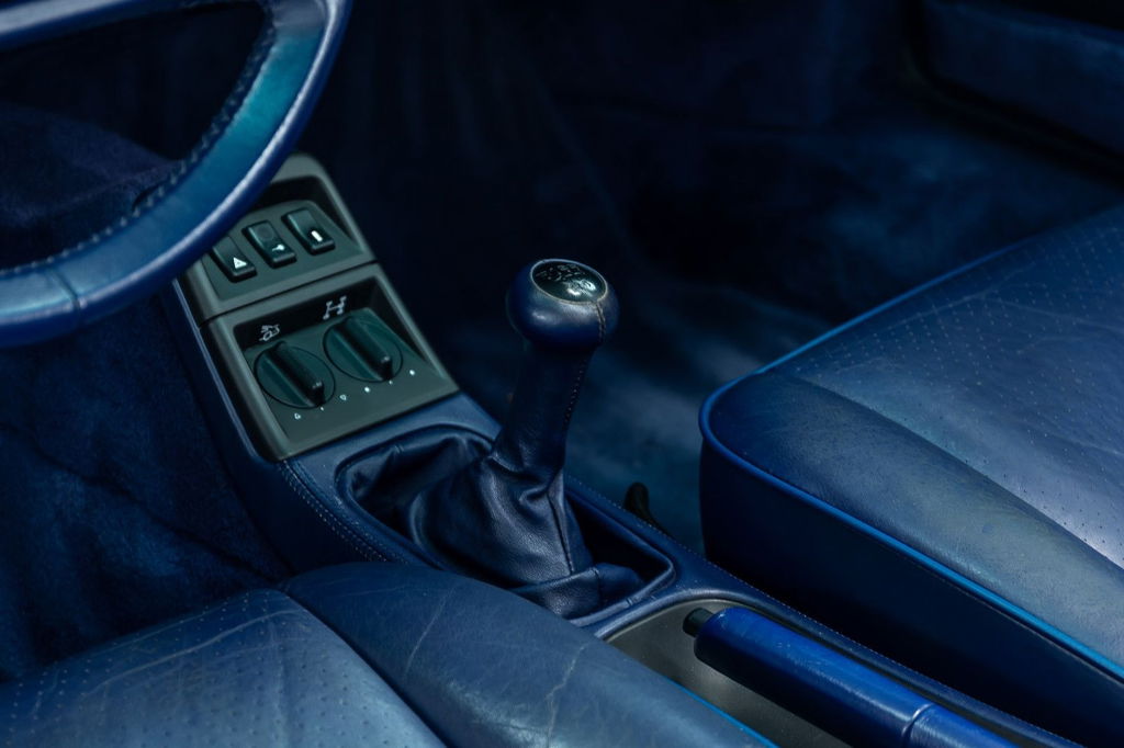 Porsche 964 Carrera 4