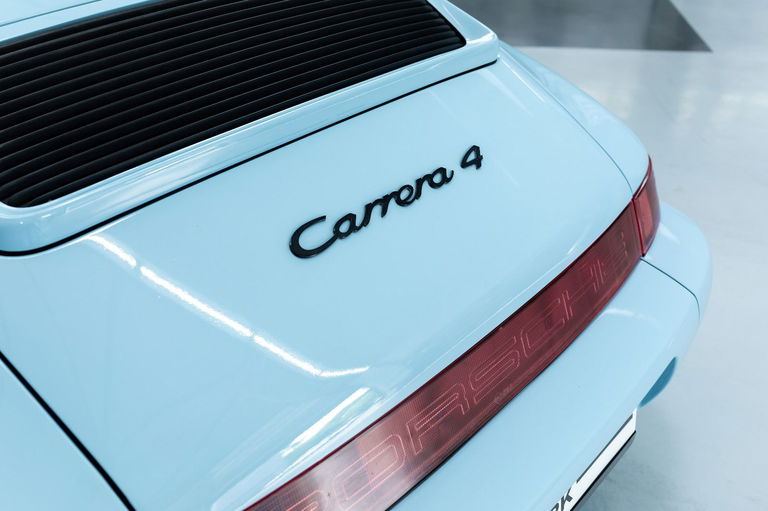 Porsche 964 Carrera 4