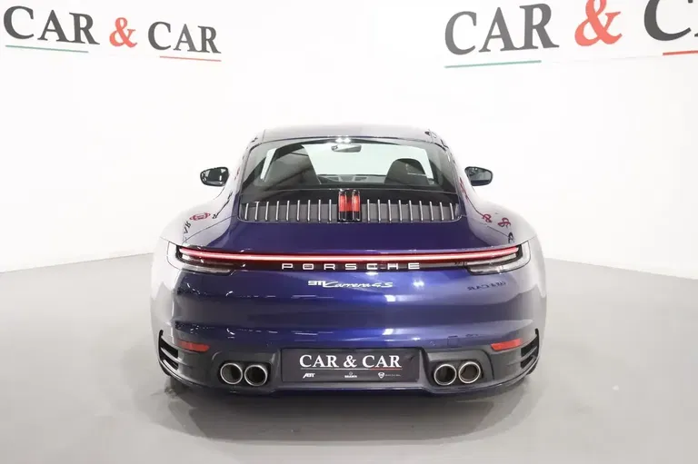 Porsche 992 Carrera 4S