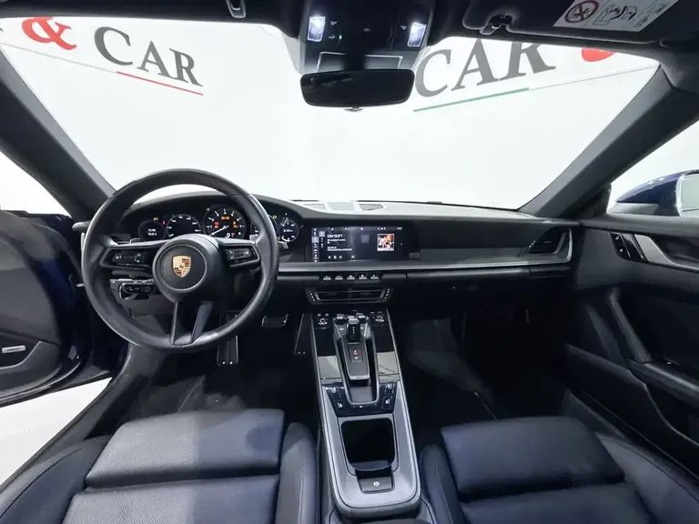 Porsche 992 Carrera 4S