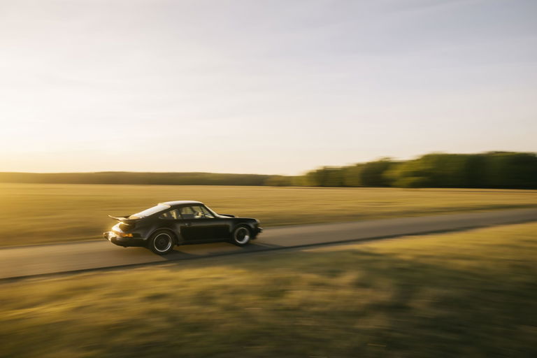 Porsche 911 Turbo 3.0 (US)