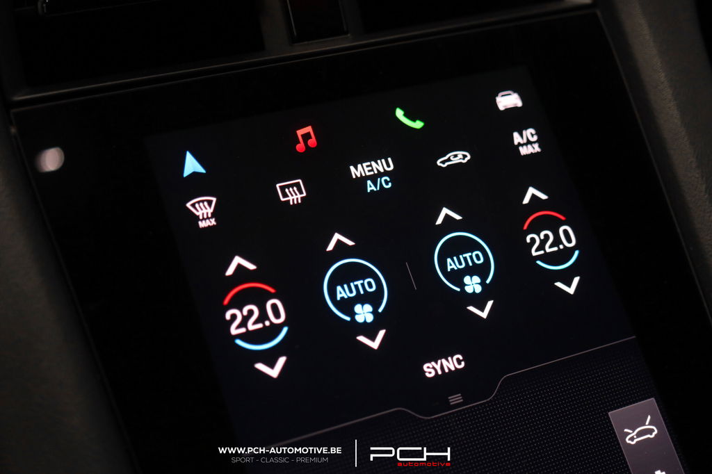 Porsche Taycan 4 Cross Turismo