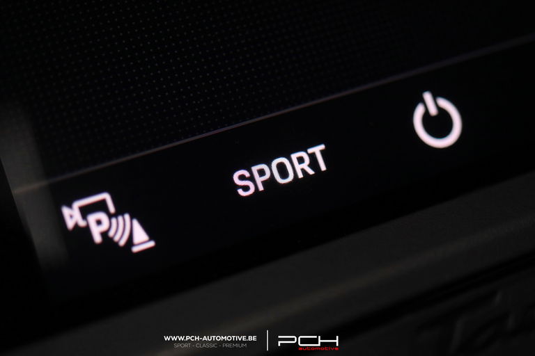 Porsche Taycan 4 Cross Turismo