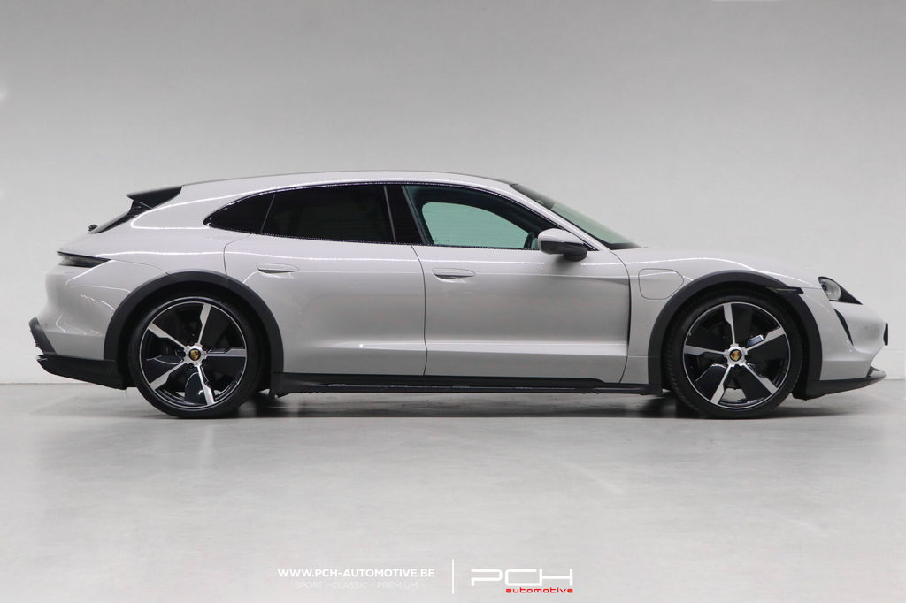 Porsche Taycan 4 Cross Turismo