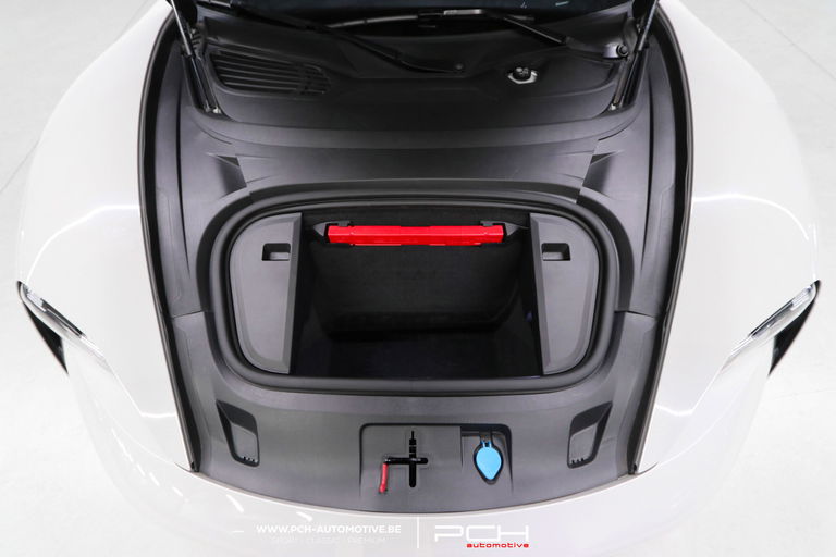 Porsche Taycan 4 Cross Turismo