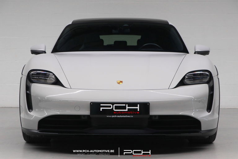 Porsche Taycan 4 Cross Turismo