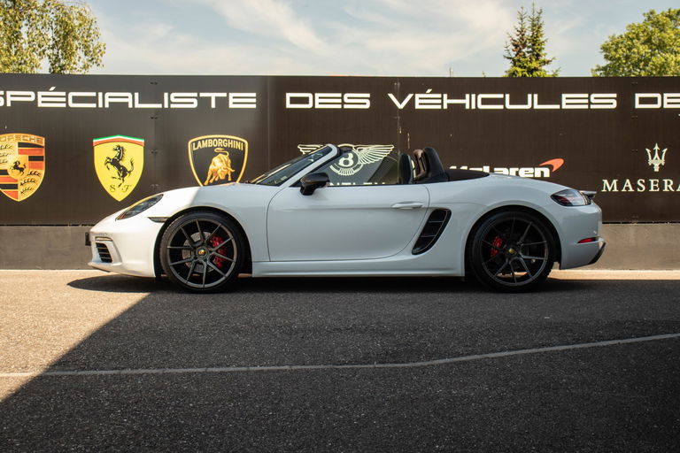 Porsche 718 Boxster