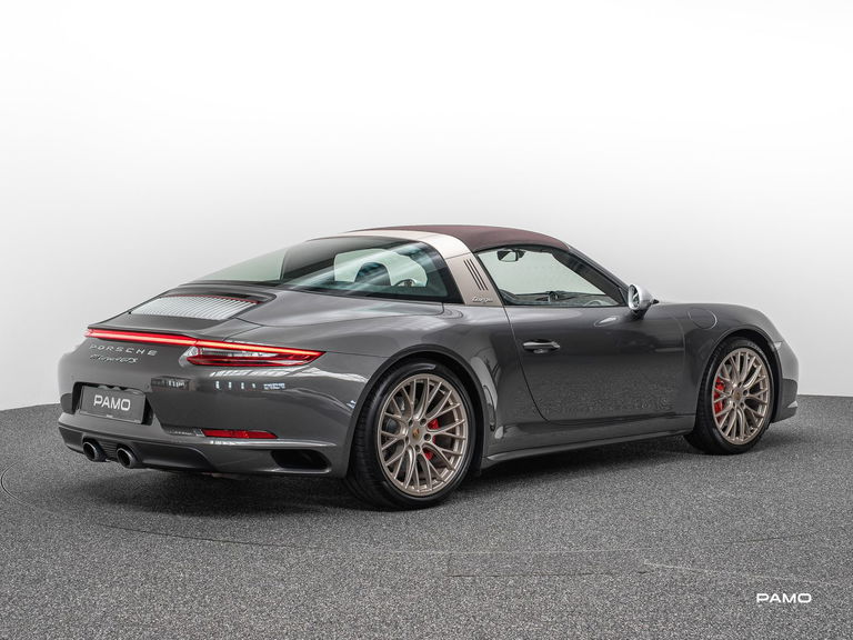 Porsche 991.2 Targa 4 GTS Exclusive Manufaktur Edition