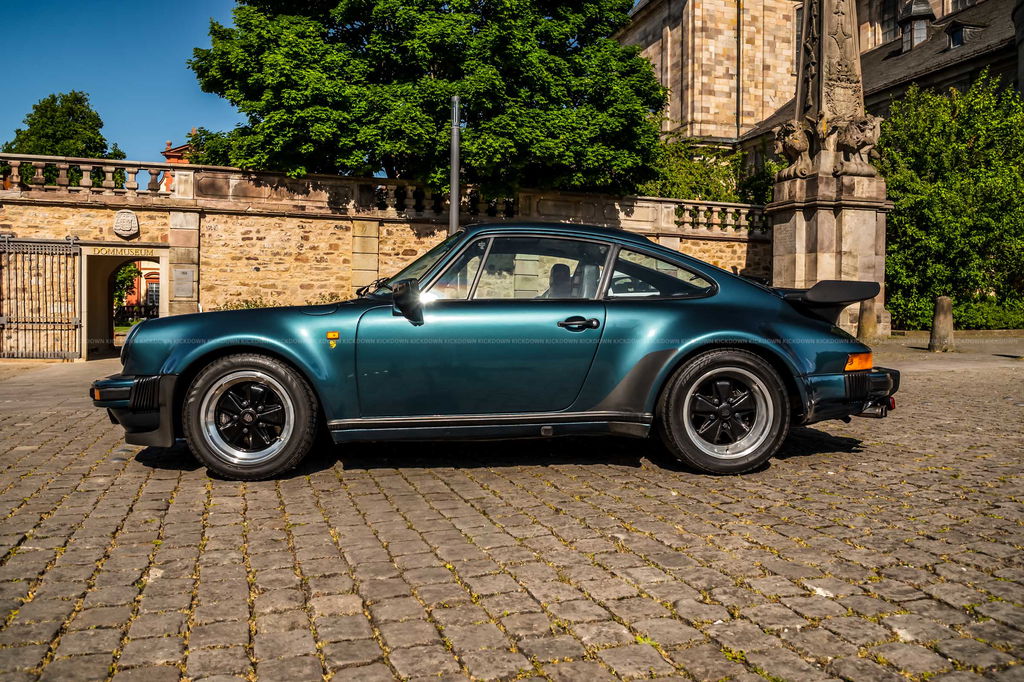 Porsche 911 Turbo 3.3