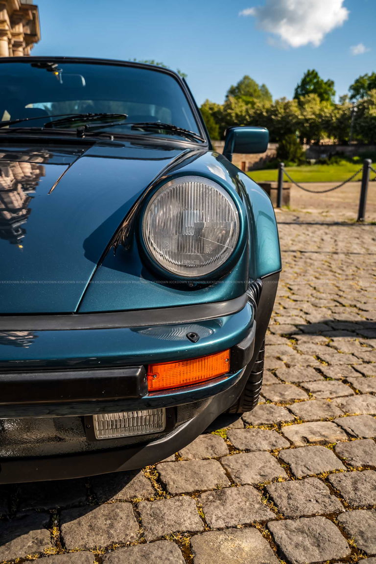 Porsche 911 Turbo 3.3