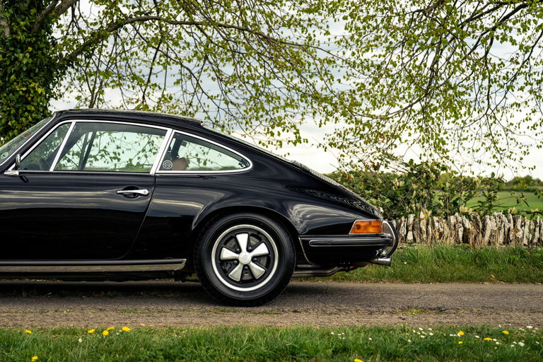 Porsche 911 E