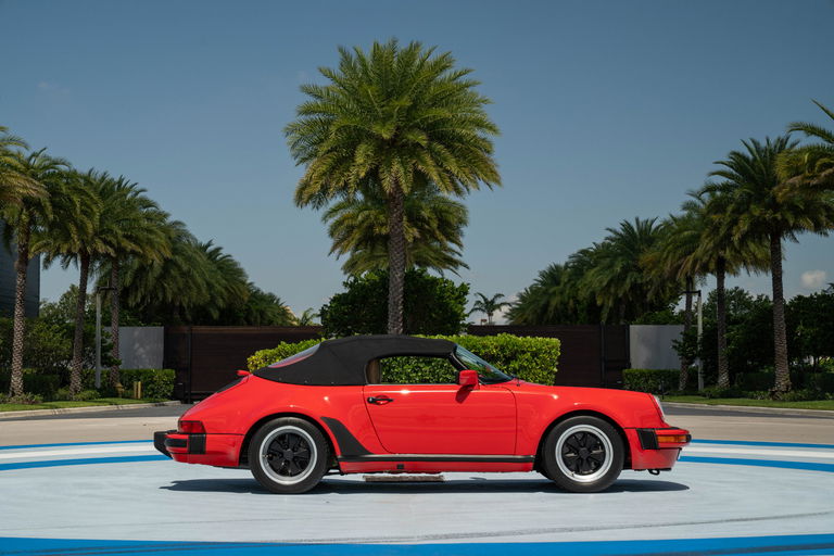 Porsche 911 Carrera 3.2 Speedster (US)
