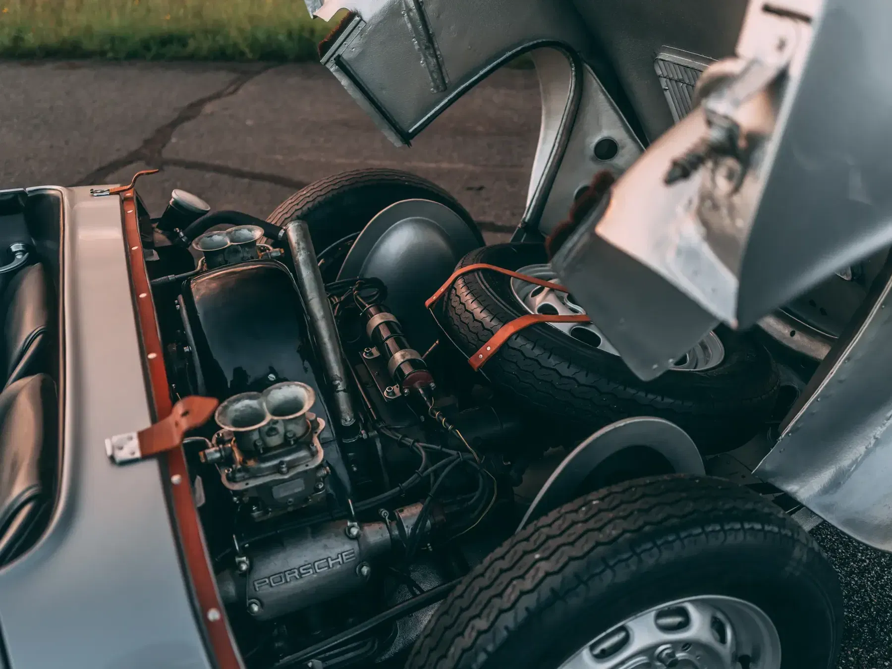 Porsche Type 547 four cam Fuhrmann engine with king-shafts in a 550 Spyder