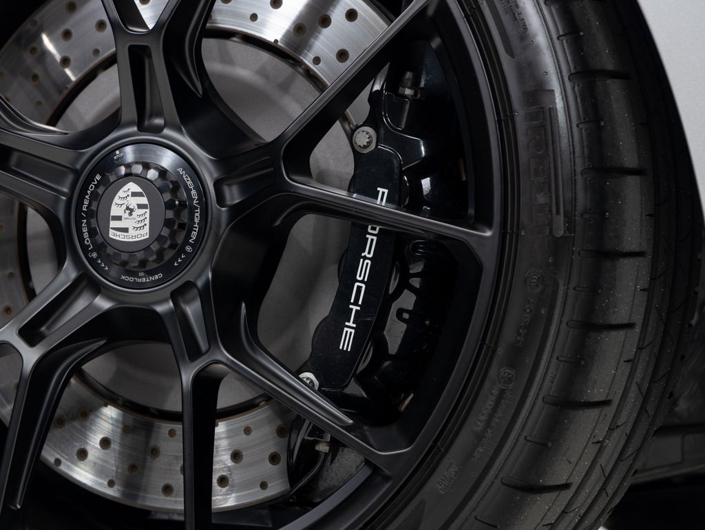 Porsche 992 GT3 Touring