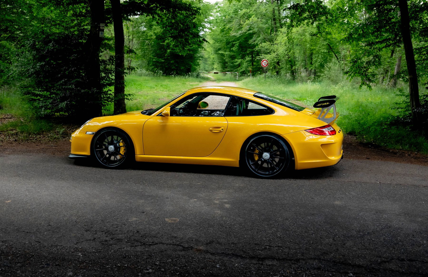 Porsche 997.2 GT3 2010 - elferspot.com - Marketplace for Porsche