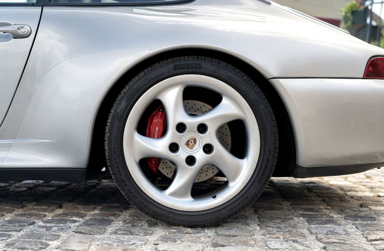 Porsche 993 Carrera 4S