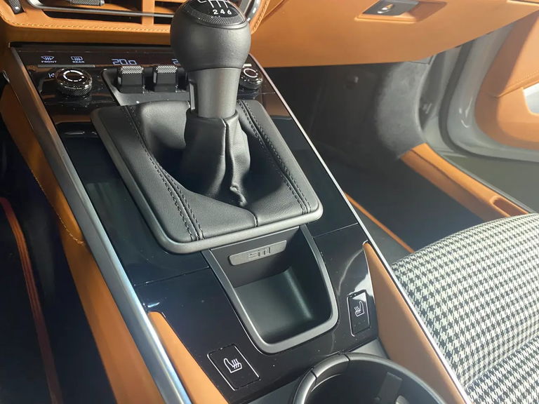 Porsche 992 Sport Classic