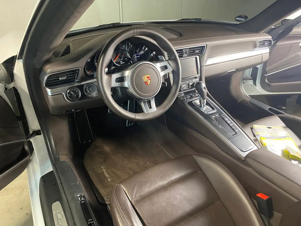 Porsche 991 Carrera