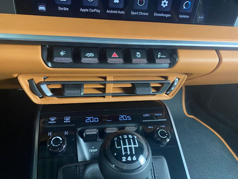 Porsche 992 Sport Classic