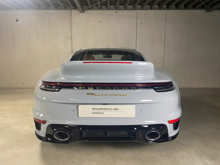 Porsche 992 Sport Classic