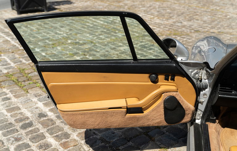 Porsche 993 Carrera 4S