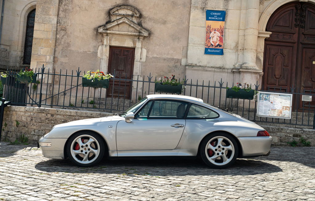 Porsche 993 Carrera 4S