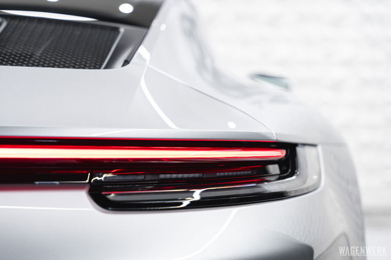 Porsche 992 GT3 Touring