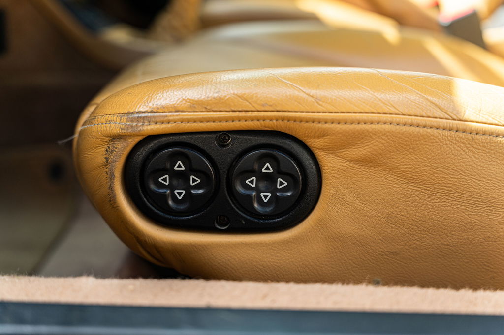 Porsche 993 Carrera 4S