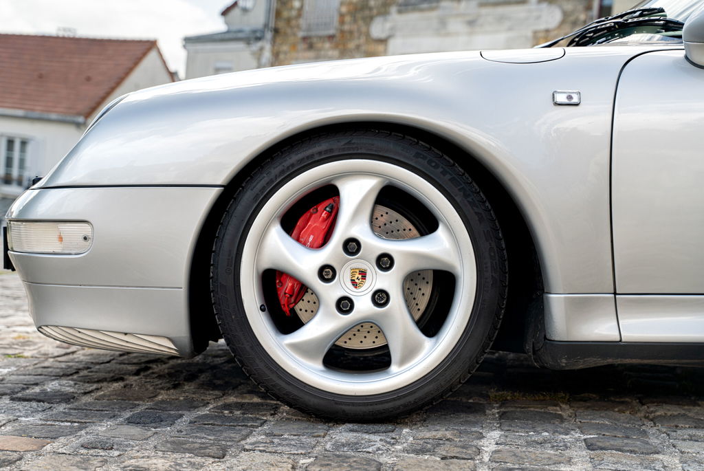 Porsche 993 Carrera 4S