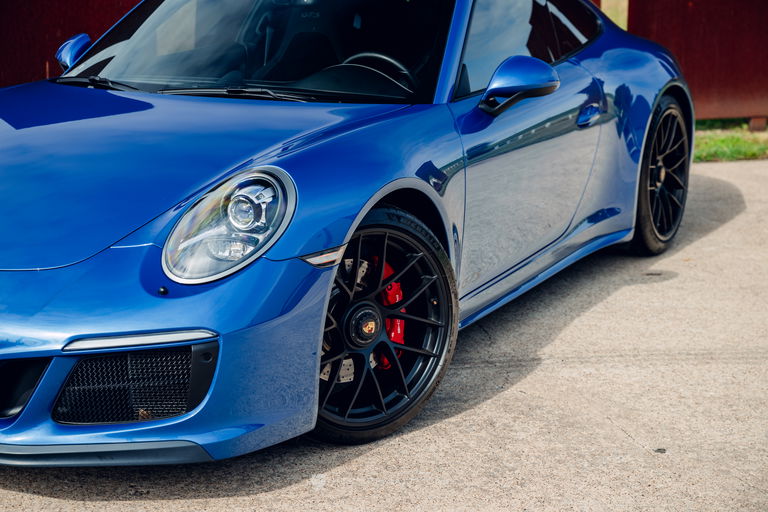 Porsche 991.2 Carrera GTS