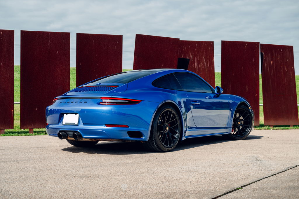 Porsche 991.2 Carrera GTS