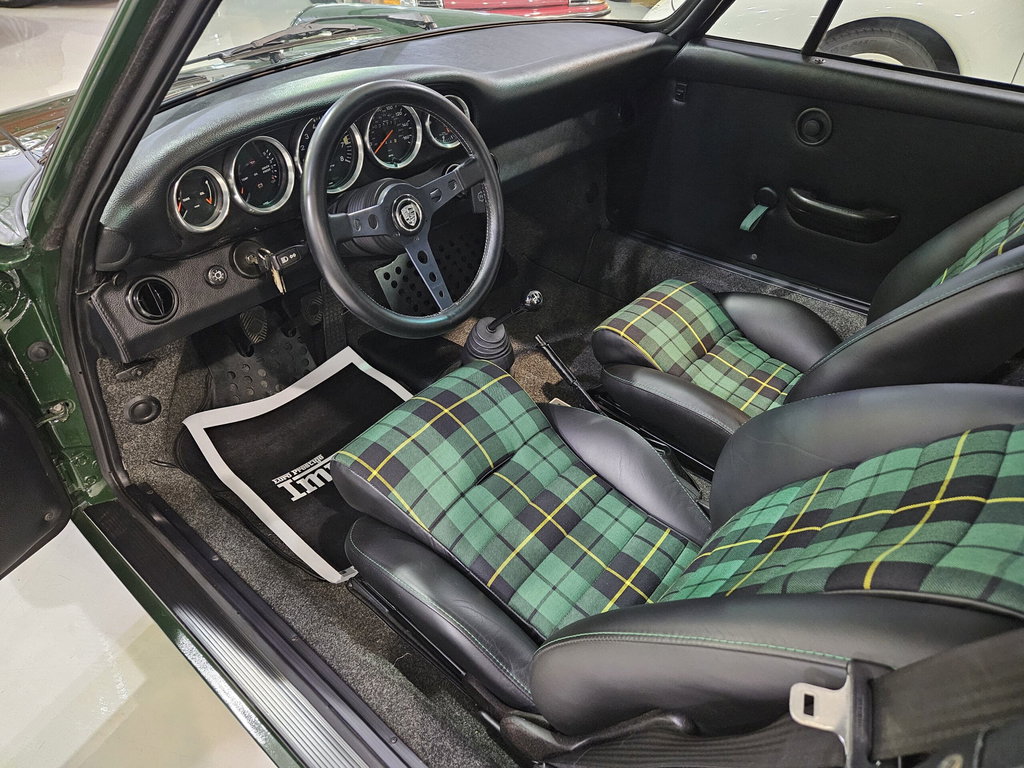 Porsche 911 Backdate