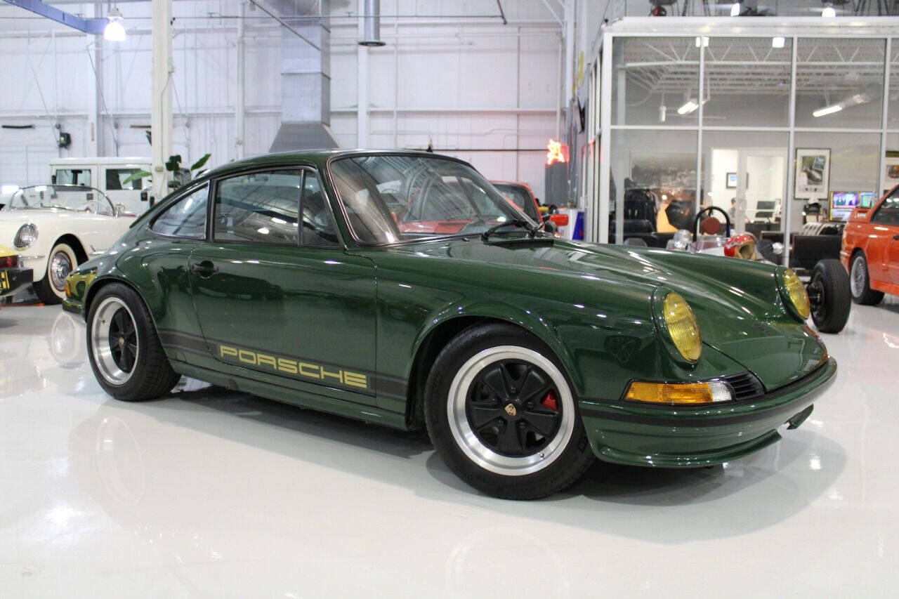 1106 バリー トレスポ ボディバッグ ロゴプレート レザー カーキ Porsche 911 Backdate 1986 - elferspot.com - Marketplace for