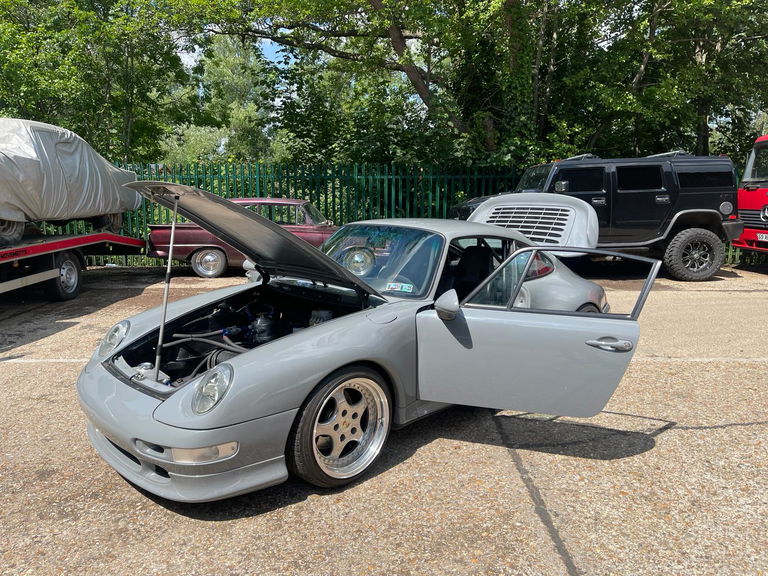 Porsche 911 Modified