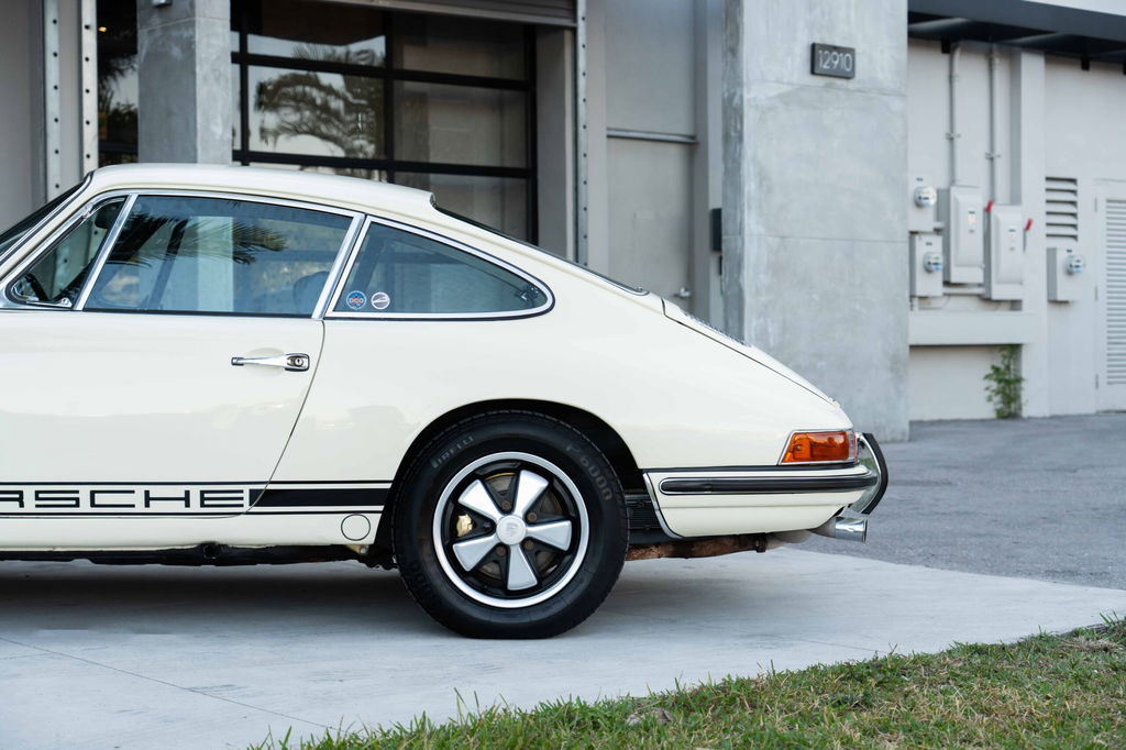 Porsche 911 S (F-Modell)