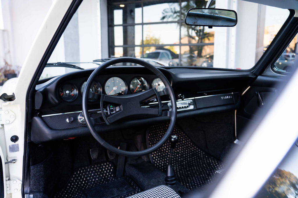 Porsche 911 S (F-Modell)
