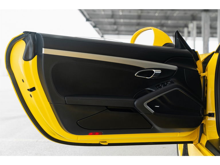 Porsche 981 Cayman S