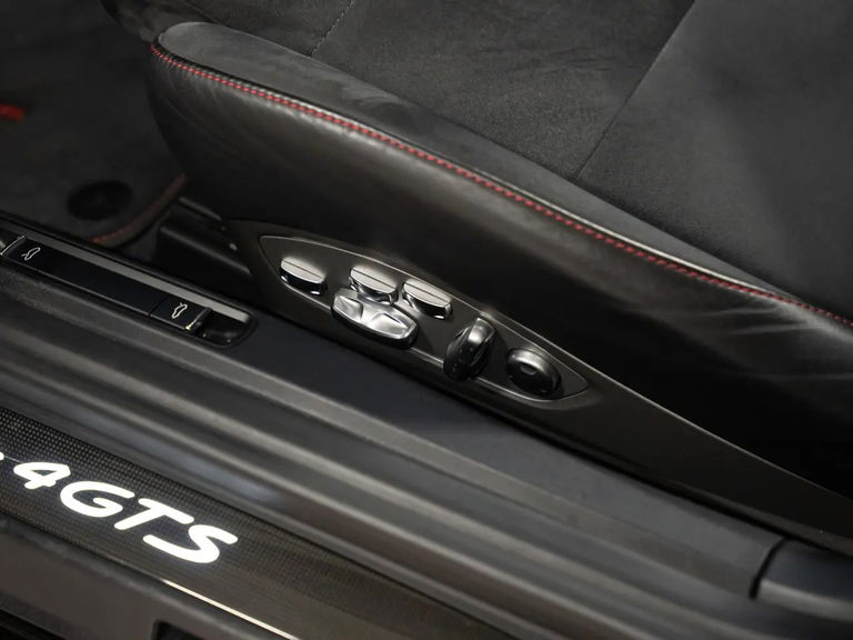 Porsche 991.2 Carrera 4 GTS