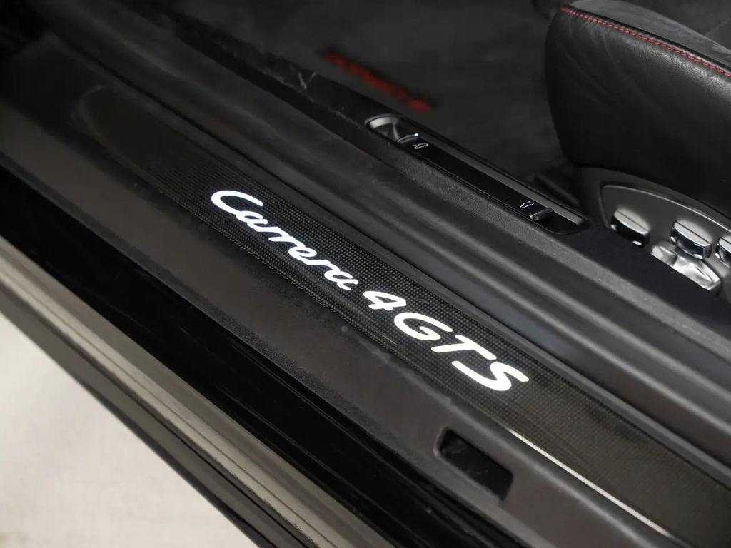 Porsche 991.2 Carrera 4 GTS