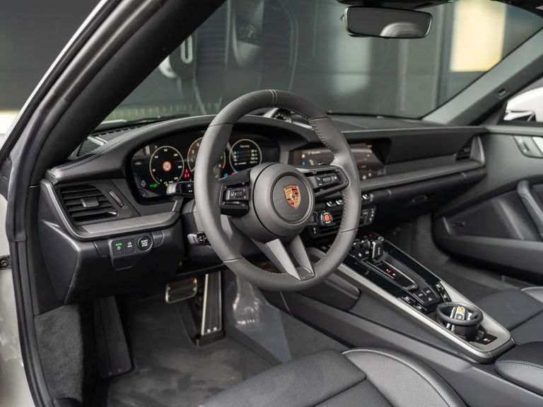 Porsche 992.2 Carrera