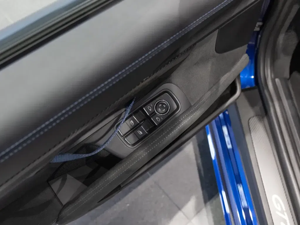 Porsche 718 Cayman GT4 RS