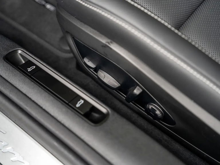 Porsche 992.2 Carrera