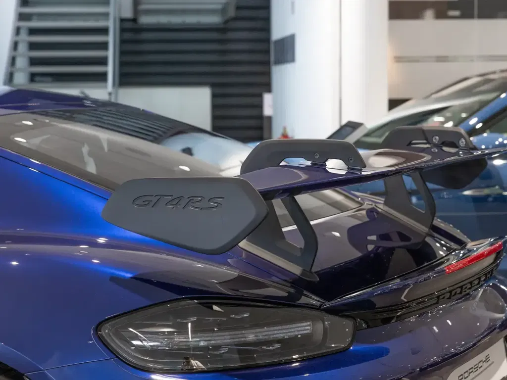 Porsche 718 Cayman GT4 RS