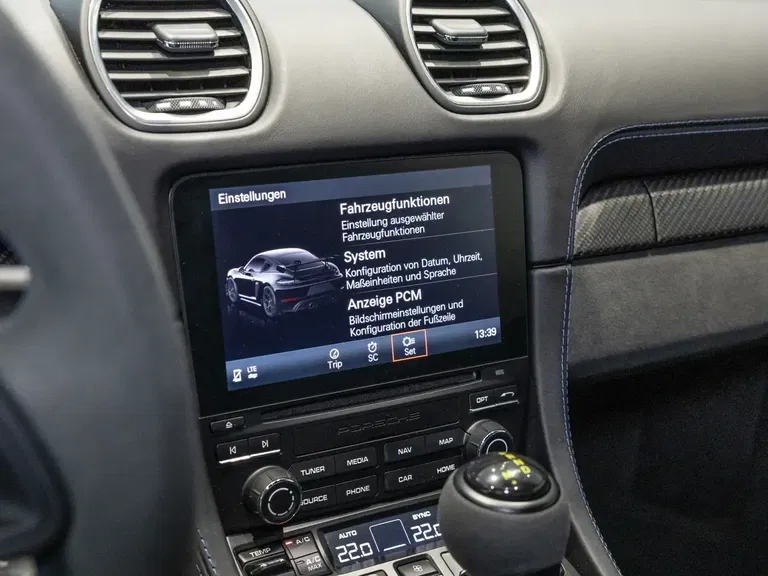 Porsche 718 Cayman GT4 RS