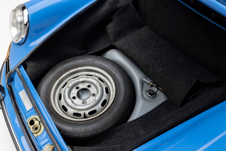Porsche 911 E