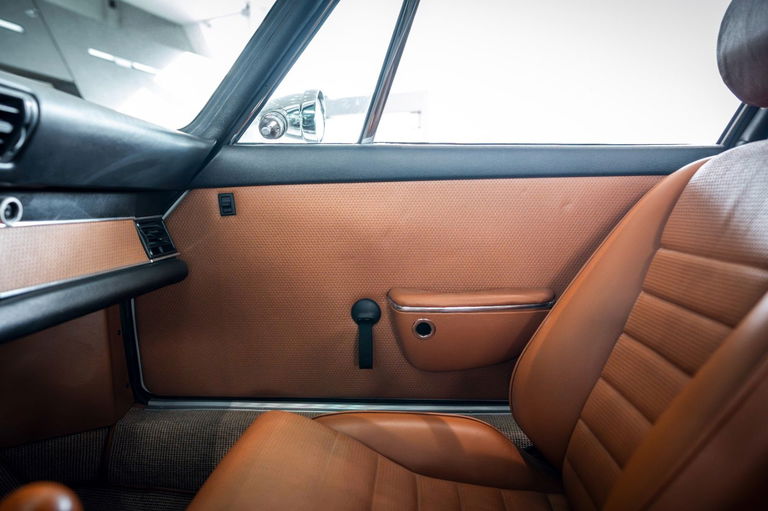 Porsche 911 Backdate