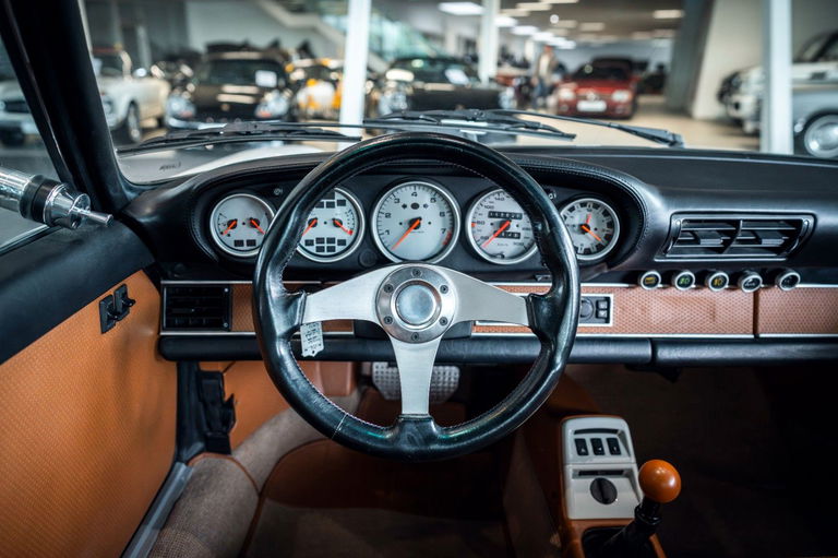 Porsche 911 Backdate