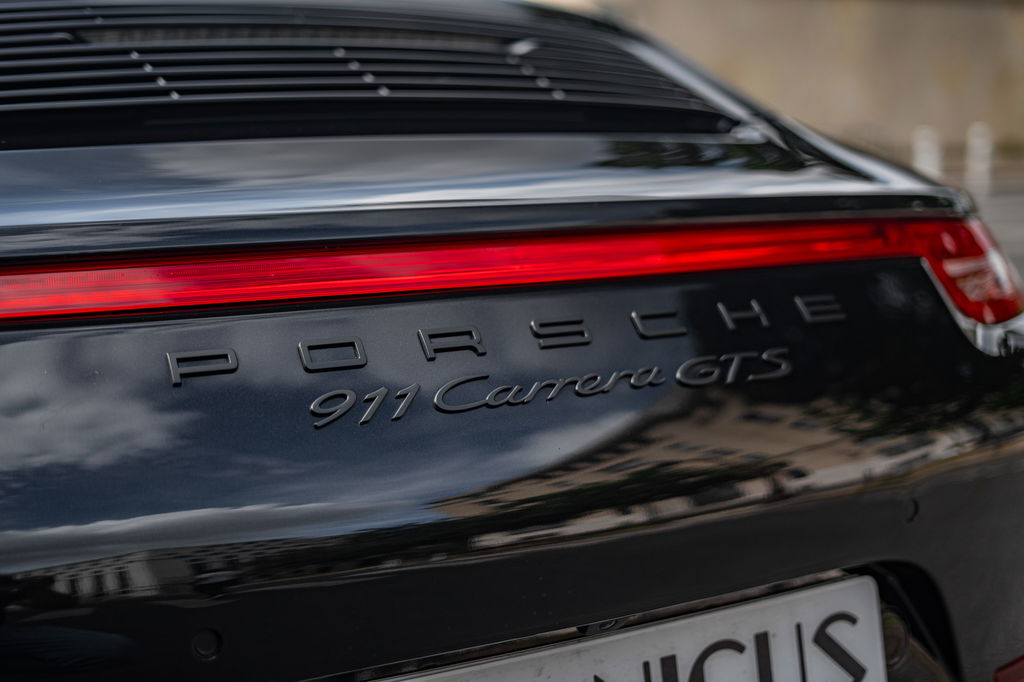 Porsche 991 Carrera GTS