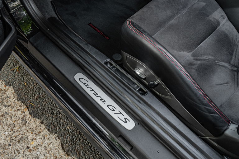 Porsche 991 Carrera GTS