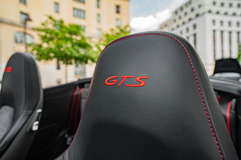 Porsche 991 Carrera GTS